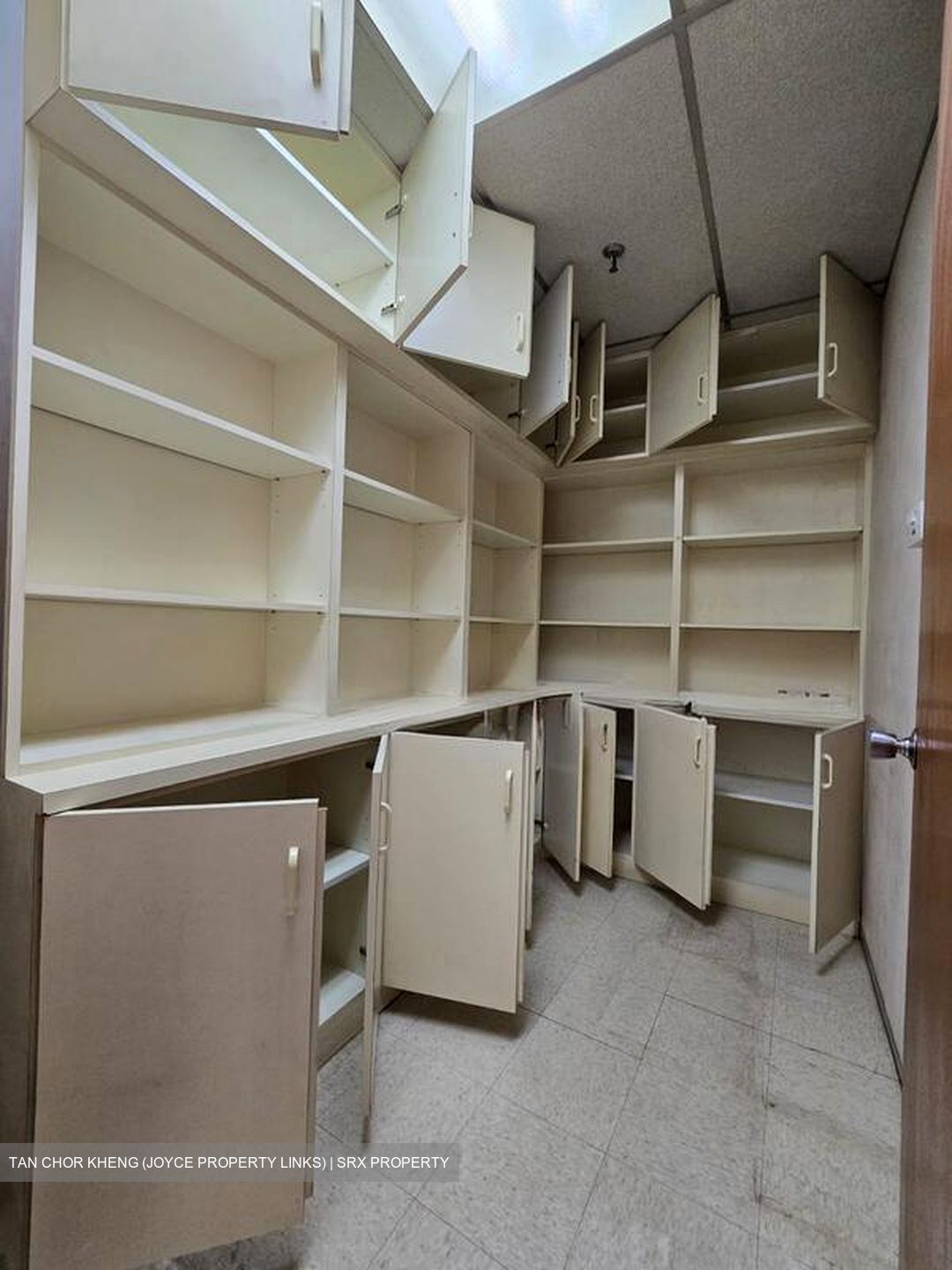 Jalan Besar Plaza (D8), Retail #601334391